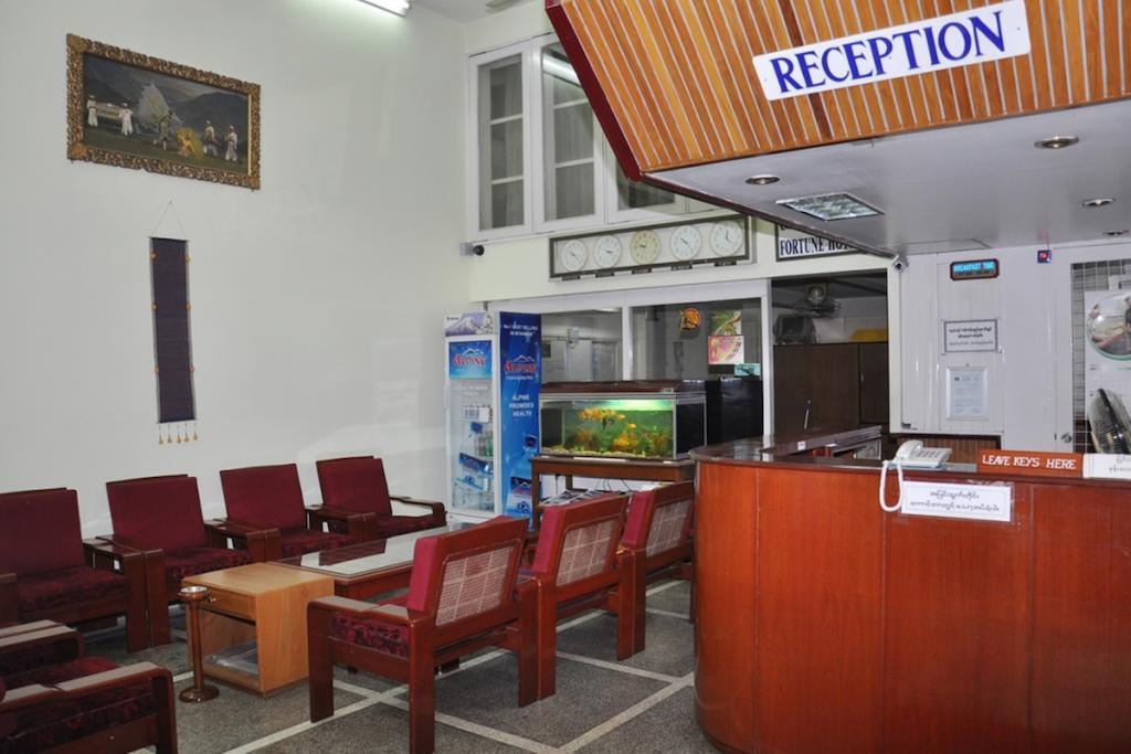 Fortune Hotel Mandalay Exteriér fotografie